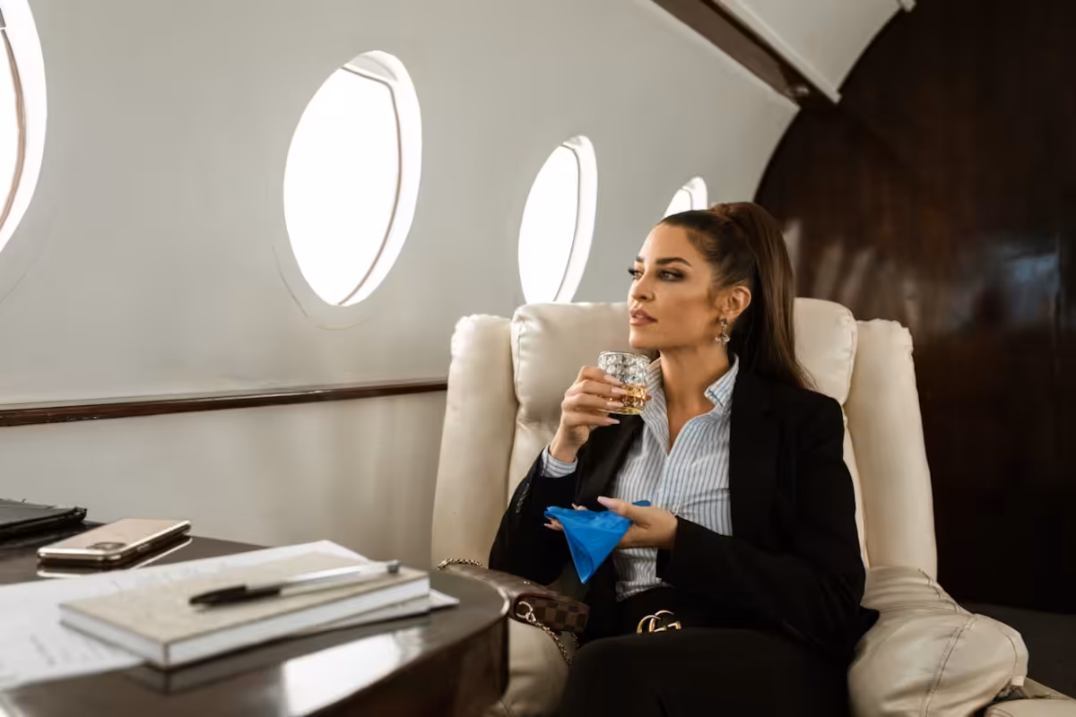 October 2025 global air passenger demand report