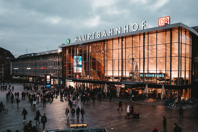 10 countries where skilled professionals can work