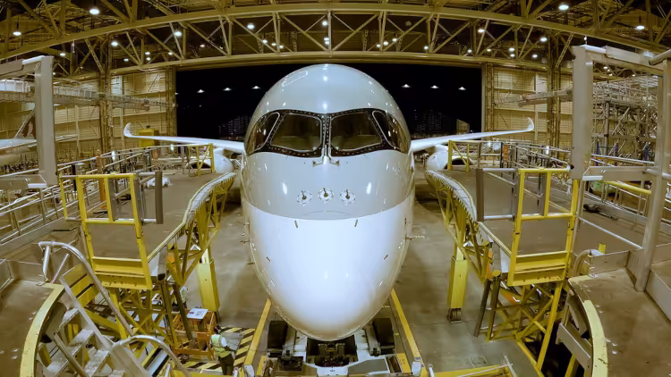 Qatar Airways World’s First Starlink-Equipped Boeing 787