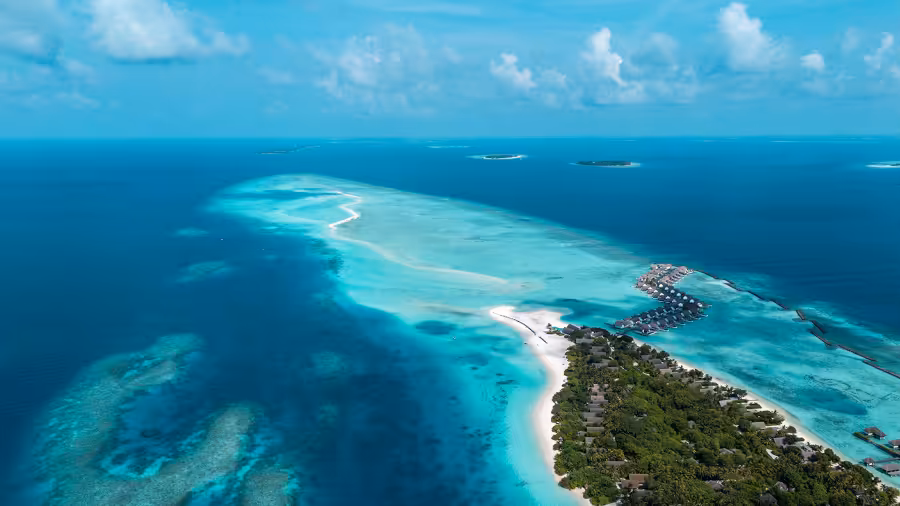 Four Seasons Resort Maldives at Landaa Giraavaru