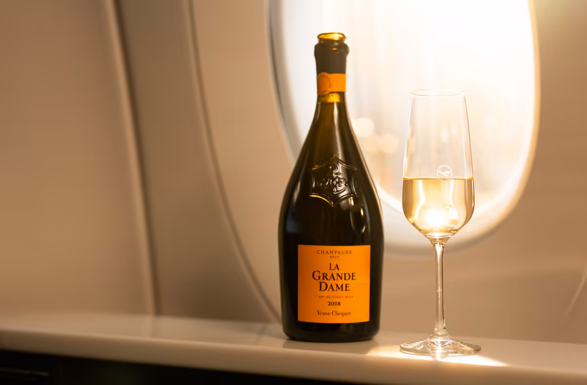 Lufthansa serves La Grande Dame