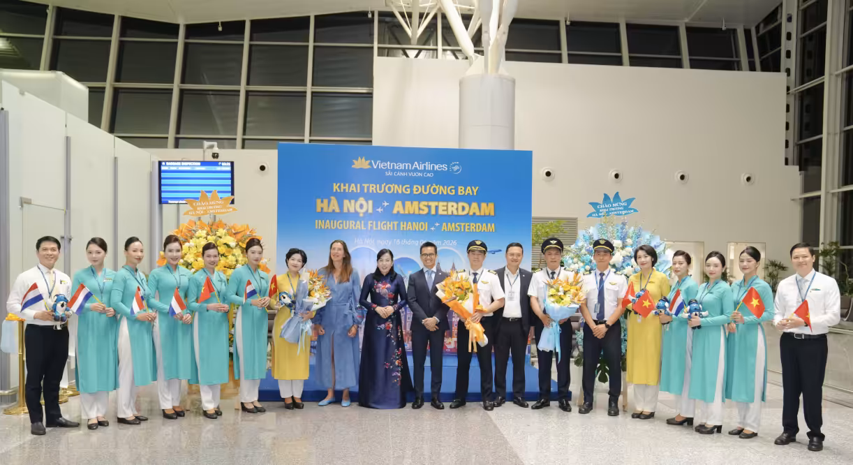 Vietnam Airlines