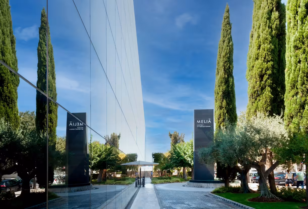 Meliá Hotels advances its compliance, ethics and corporate governance framework with new AENOR certifications