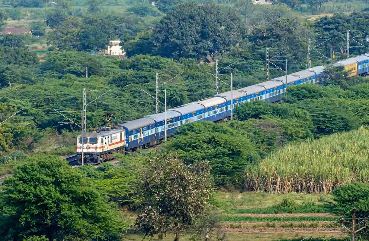 Indian Railways Approves New Daily Express Service Between Chhatrapati Shivaji Maharaj Terminus and Sawantwadi Road