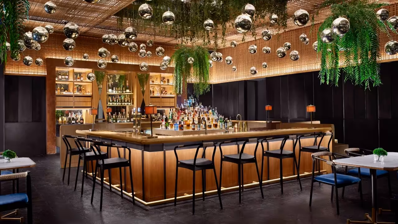 AQUA Bar at Anantara Siam Bangkok Debuts on Asia's 50 Best Bars 2026