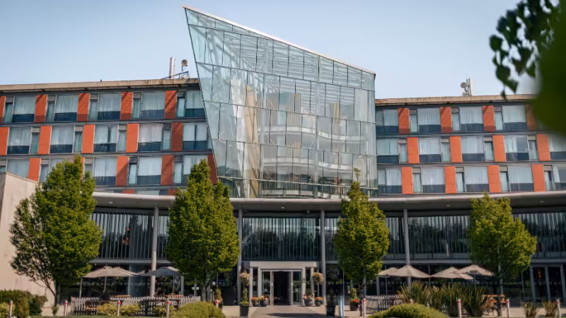 Hilton Ramps Up Growth Across Ireland with DoubleTree by Hilton Ashbourne Signing