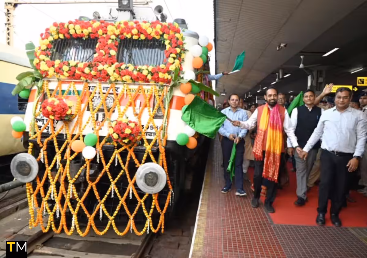 Jaipur (Khatipura) – Tatanagar – Santragachi Express Train Flagged Off